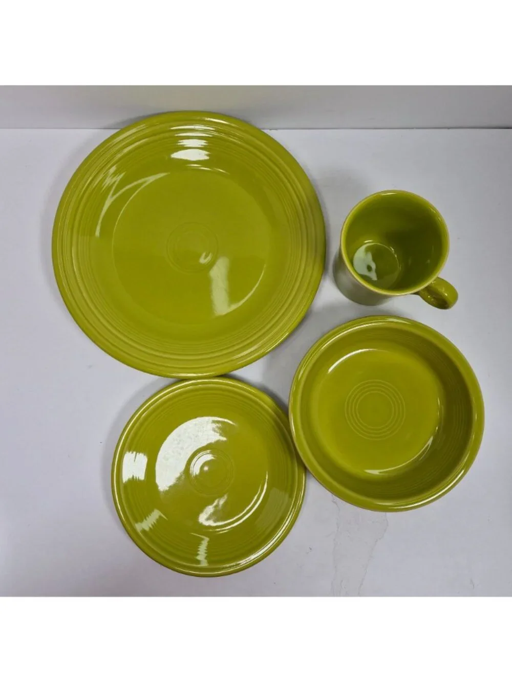 Fiesta Lemongrass by Homer Laughlin 4-Piece Dinnerware Set Made In USA-Retired - Picture 2 of 8